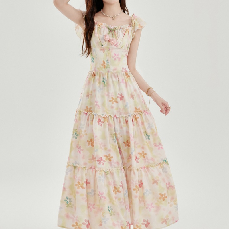 French Square Neck Floral Midi Dress with Cap Sleeves and Waist-Cinching Fit - Image 5