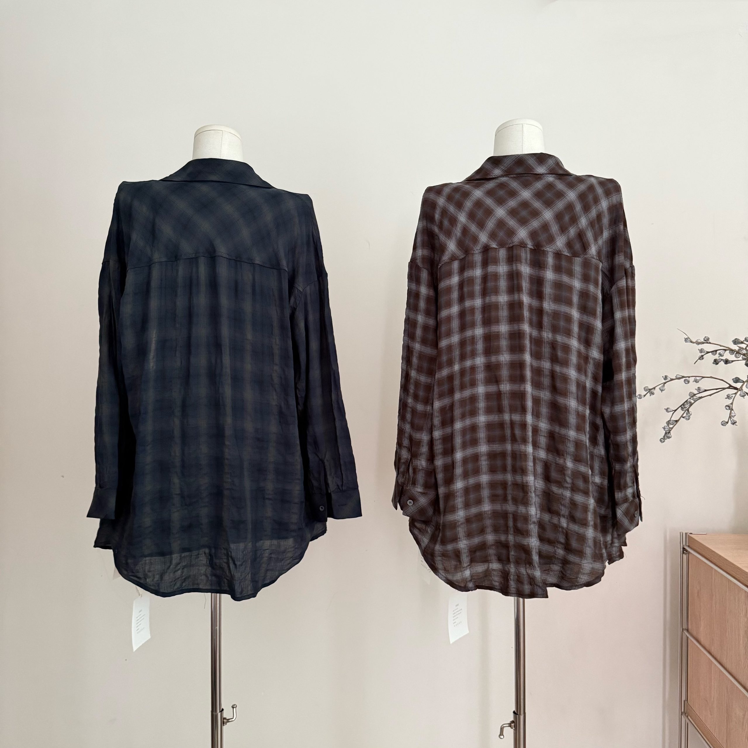 Women's Oversize Plaid Long Sleeve Shirt Relaxed Drop Shoulder - Image 2
