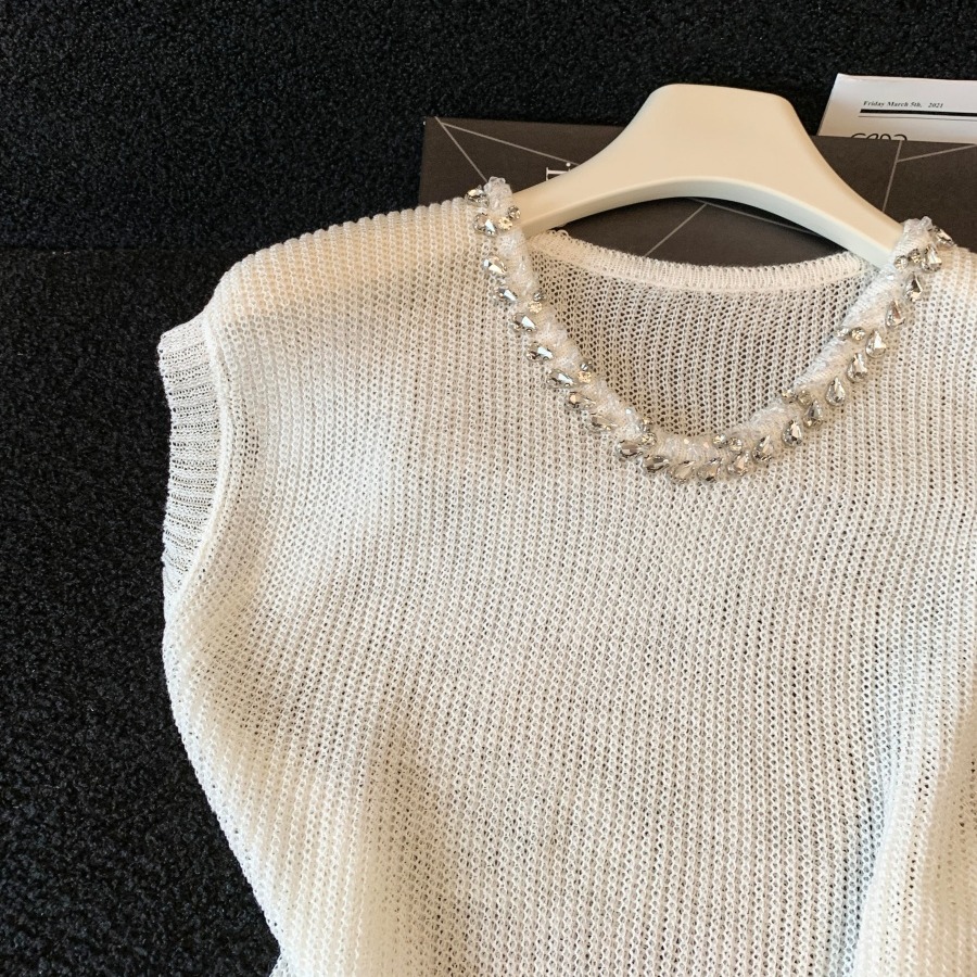 French Style Rhinestone V-Neck Flutter Sleeve Knit Top for Women Summer Loose Slimming Blouse - Image 4