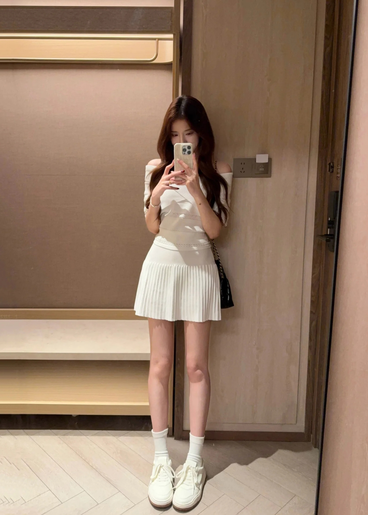 Women's Summer White Knit Two-Piece Set Off-Shoulder Top and Pleated Skirt - Image 2